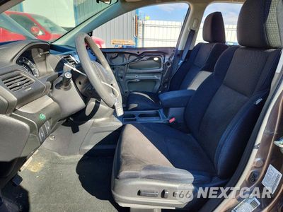 Zdjęcie 7 z 13 samochodu: 2016 HONDA CR-V EX VIN:2HKRM4H5XGH613758 - miniatura