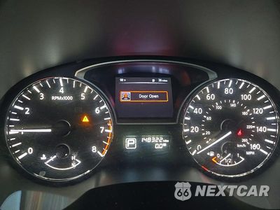 Zdjęcie 9 z 13 samochodu: 2015 NISSAN PATHFINDER SV VIN:5N1AR2MN9FC712909 - miniatura