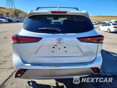 Zdjęcie 6 z 14 samochodu: 2025 TOYOTA HIGHLANDER PLATINUM VIN:5TDKDRBH9SS586301 - miniatura