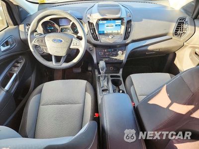 Zdjęcie 8 z 13 samochodu: 2019 FORD ESCAPE SE VIN:1FMCU9GD5KUA09363 - miniatura