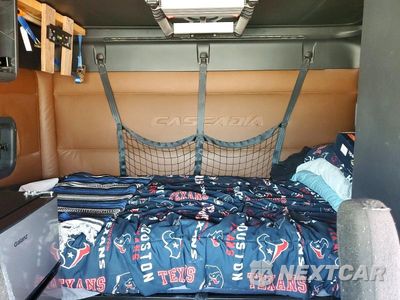 Zdjęcie 10 z 14 samochodu: 2018 FREIGHTLINER CASCADIA 126 SEMI TRUCK VIN:3AKJHHDRXJSJS5394 - miniatura