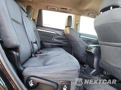 Zdjęcie 11 z 13 samochodu: 2015 TOYOTA HIGHLANDER LE VIN:5TDZARFH1FS013173 - miniatura