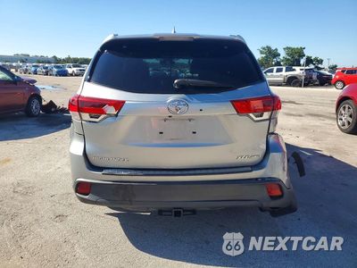 Zdjęcie 6 z 13 samochodu: 2018 TOYOTA HIGHLANDER XLE VIN:5TDJZRFH3JS863059 - miniatura