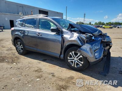 Czwarte zdjęcie samochodu z boku: 2016 TOYOTA RAV4 LE VIN:JTMBFREV6GD179163 - miniatura