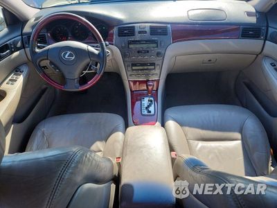 Zdjęcie 8 z 12 samochodu: 2002 LEXUS ES 300 VIN:JTHBF30G425035635 - miniatura