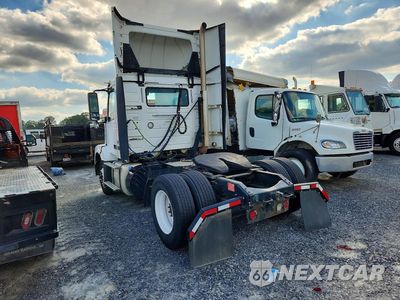 Drugie zdjęcie samochodu z przodu: 2018 VOLVO VNL SEMI TRUCK VIN:4V4N39TG3JN892439 - miniatura