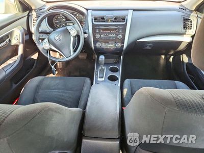 Zdjęcie 8 z 12 samochodu: 2015 NISSAN ALTIMA 2.5 S VIN:1N4AL3AP2FC150780 - miniatura