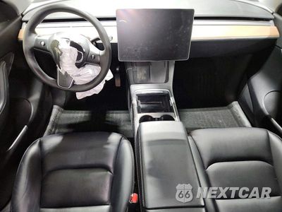 Zdjęcie 8 z 12 samochodu: 2022 TESLA MODEL Y VIN:7SAYGDEE3NF512101 - miniatura