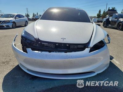 Piąte zdjęcie samochodu w środku: 2024 TESLA MODEL 3 VIN:5YJ3E1EB6RF814201 - miniatura