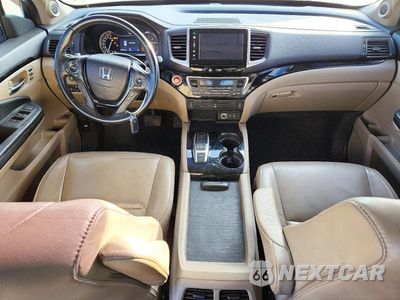 Zdjęcie 8 z 14 samochodu: 2016 HONDA PILOT TOURING VIN:5FNYF5H91GB040181 - miniatura
