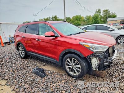 Czwarte zdjęcie samochodu z boku: 2017 HYUNDAI SANTA FE SE VIN:KM8SNDHF4HU224835 - miniatura