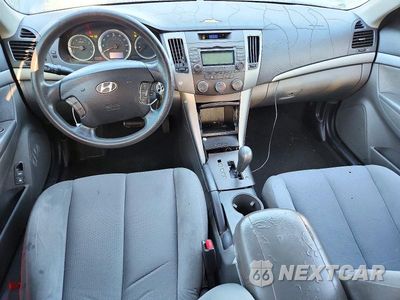 Zdjęcie 8 z 12 samochodu: 2009 HYUNDAI SONATA GLS VIN:5NPET46C19H496724 - miniatura