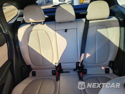 Zdjęcie 10 z 13 samochodu: 2016 BMW X1 XDRIVE28I VIN:WBXHT3Z39G4A51658 - miniatura