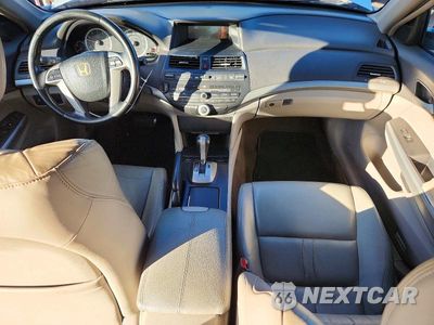 Zdjęcie 8 z 12 samochodu: 2008 HONDA ACCORD EXL VIN:1HGCP26868A073818 - miniatura