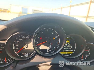 Zdjęcie 9 z 13 samochodu: 2018 PORSCHE CAYENNE VIN:WP1AA2A29JKA02475 - miniatura