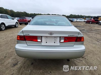 Zdjęcie 6 z 12 samochodu: 2001 TOYOTA CAMRY LE VIN:JT2BG22K210595152 - miniatura