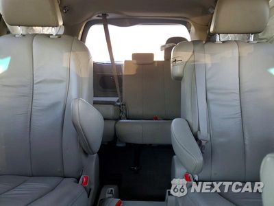 Zdjęcie 10 z 14 samochodu: 2011 TOYOTA SIENNA XLE 8-PASSENGER VIN:5TDYK3DC0BS119072 - miniatura