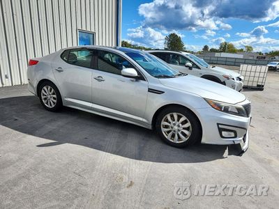Czwarte zdjęcie samochodu z boku: 2014 KIA OPTIMA EX VIN:5XXGN4A78EG298760 - miniatura