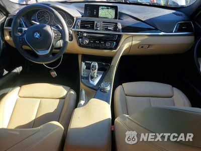 Zdjęcie 8 z 12 samochodu: 2017 BMW 330 I VIN:WBA8B9G59HNU51507 - miniatura