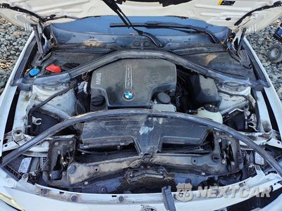 Zdjęcie 11 z 12 samochodu: 2018 BMW 320 XI VIN:WBA8A3C59JA489404 - miniatura