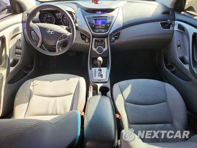 Zdjęcie 8 z 12 samochodu: 2013 HYUNDAI ELANTRA GLS VIN:5NPDH4AE1DH304684 - miniatura