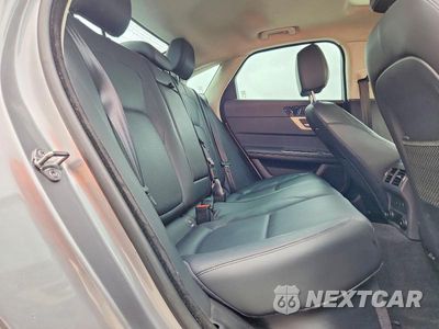 Zdjęcie 10 z 12 samochodu: 2020 JAGUAR XF PRESTIGE VIN:SAJBE4FX0LCY83978 - miniatura