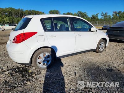 Trzecie zdjęcie samochodu z tyłu: 2009 NISSAN VERSA 1.8 S VIN:3N1BC13E09L414542 - miniatura