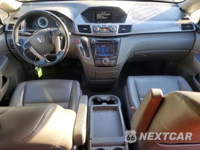 Zdjęcie 8 z 13 samochodu: 2016 HONDA ODESSEY VIN:5FNRL5H68GB142094 - miniatura