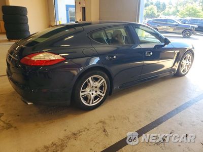 Trzecie zdjęcie samochodu z tyłu: 2012 PORSCHE PANAMERA 2 VIN:WP0AA2A74CL017539 - miniatura