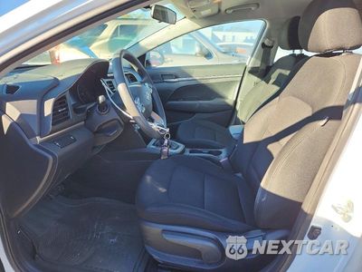 Zdjęcie 7 z 12 samochodu: 2019 HYUNDAI ELANTRA SE VIN:5NPD74LF1KH439637 - miniatura