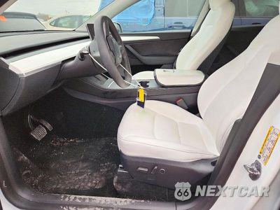 Zdjęcie 7 z 12 samochodu: 2024 TESLA MODEL Y VIN:7SAYGDEE2RF194770 - miniatura