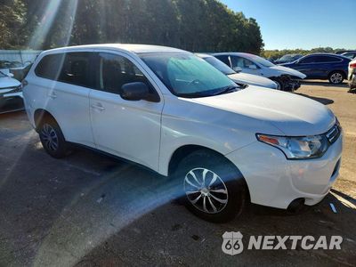 Czwarte zdjęcie samochodu z boku: 2014 MITSUBISHI OUTLANDER VIN:JA4AD2A30EZ004270 - miniatura