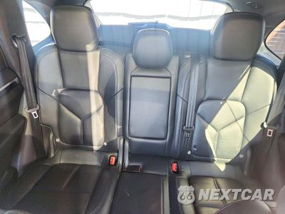 Zdjęcie 10 z 13 samochodu: 2014 PORSCHE CAYENNE VIN:WP1AA2A29ELA05814 - miniatura
