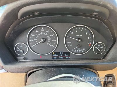 Zdjęcie 9 z 12 samochodu: 2015 BMW 320 I VIN:WBA3B1C57FP831755 - miniatura