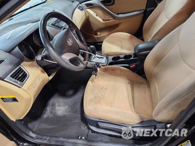 Zdjęcie 7 z 12 samochodu: 2013 HYUNDAI ELANTRA GLS VIN:5NPDH4AE6DH427381 - miniatura