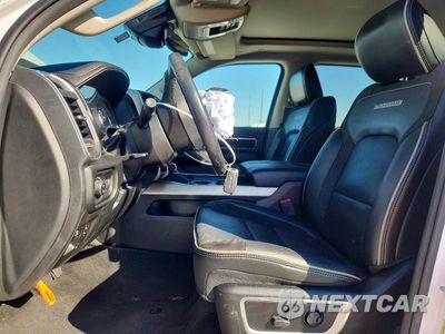 Zdjęcie 7 z 13 samochodu: 2022 RAM 1500 LARAMIE VIN:1C6SRFJT4NN267525 - miniatura