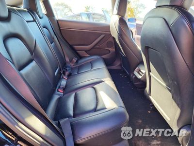Zdjęcie 10 z 13 samochodu: 2022 TESLA MODEL 3 VIN:5YJ3E1EA2NF287839 - miniatura