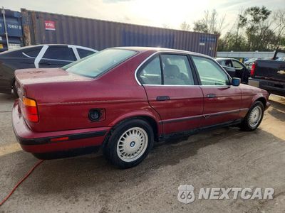 Trzecie zdjęcie samochodu z tyłu: 1993 BMW 525 I AUTOMATIC VIN:WBAHD6314PBJ86300 - miniatura