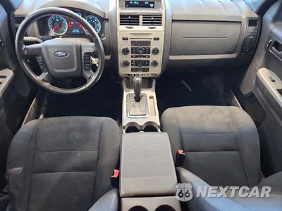 Zdjęcie 8 z 14 samochodu: 2010 FORD ESCAPE XLT VIN:1FMCU9DG1AKB88462 - miniatura