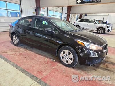 Czwarte zdjęcie samochodu z boku: 2018 KIA FORTE LX VIN:3KPFK4A78JE283554 - miniatura