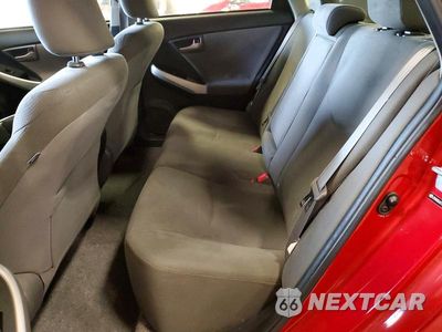 Zdjęcie 10 z 13 samochodu: 2012 TOYOTA PRIUS THREE VIN:JTDKN3DU0C1556400 - miniatura