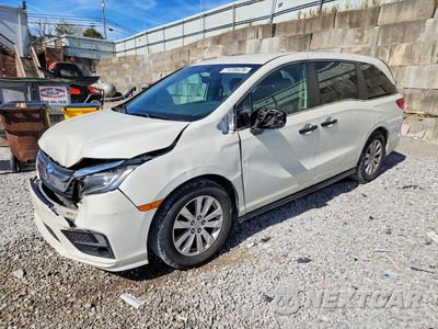2018 HONDA ODYSSEY LX 5FNRL6H26JB110805 - główne zdjęcie licytacji z USA - miniatura