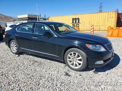Czwarte zdjęcie samochodu z boku: 2008 LEXUS LS 460L VIN:JTHGL46F485024601 - miniatura