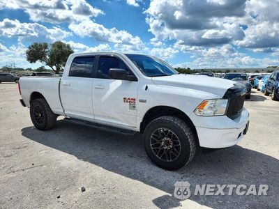 Czwarte zdjęcie samochodu z boku: 2019 RAM 1500 CLASSIC SLT VIN:1C6RR6TT7KS694545 - miniatura