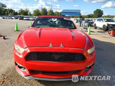 Piąte zdjęcie samochodu w środku: 2017 FORD MUSTANG VIN:1FATP8EM0H5247834 - miniatura