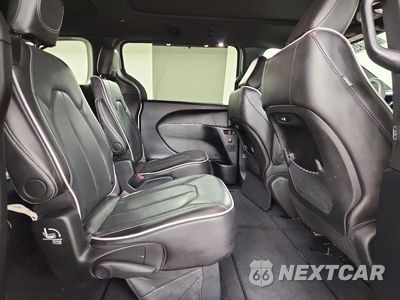 Zdjęcie 11 z 13 samochodu: 2026 CHRYSLER PACIFICA LIMITED VIN:2C4RC1GG2TR213632 - miniatura