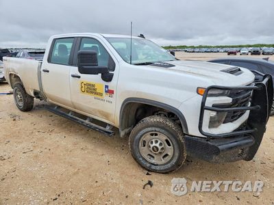 Czwarte zdjęcie samochodu z boku: 2024 CHEVROLET SILVERADO K2500 HEAVY DUTY VIN:1GC4YLE7XRF464943 - miniatura