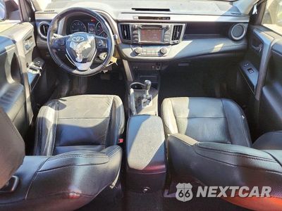 Zdjęcie 8 z 13 samochodu: 2017 TOYOTA RAV4 XLE VIN:JTMWFREV0HJ102180 - miniatura