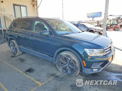 Czwarte zdjęcie samochodu z boku: 2019 VOLKSWAGEN TIGUAN SE VIN:3VV3B7AX1KM058079 - miniatura