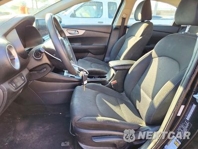 Zdjęcie 8 z 13 samochodu: 2024 KIA FORTE LXS VIN:3KPF24AD5RE818079 - miniatura
